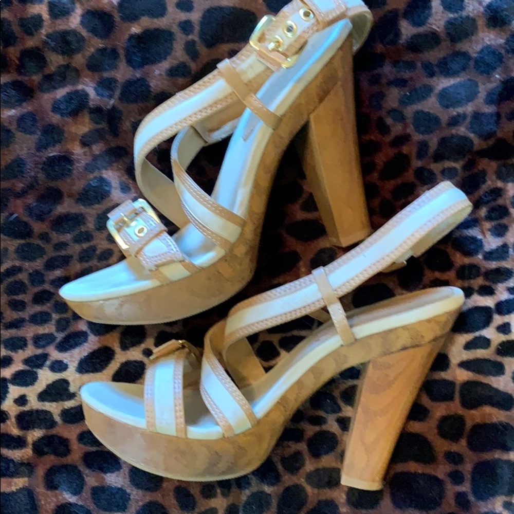 Buckled heels